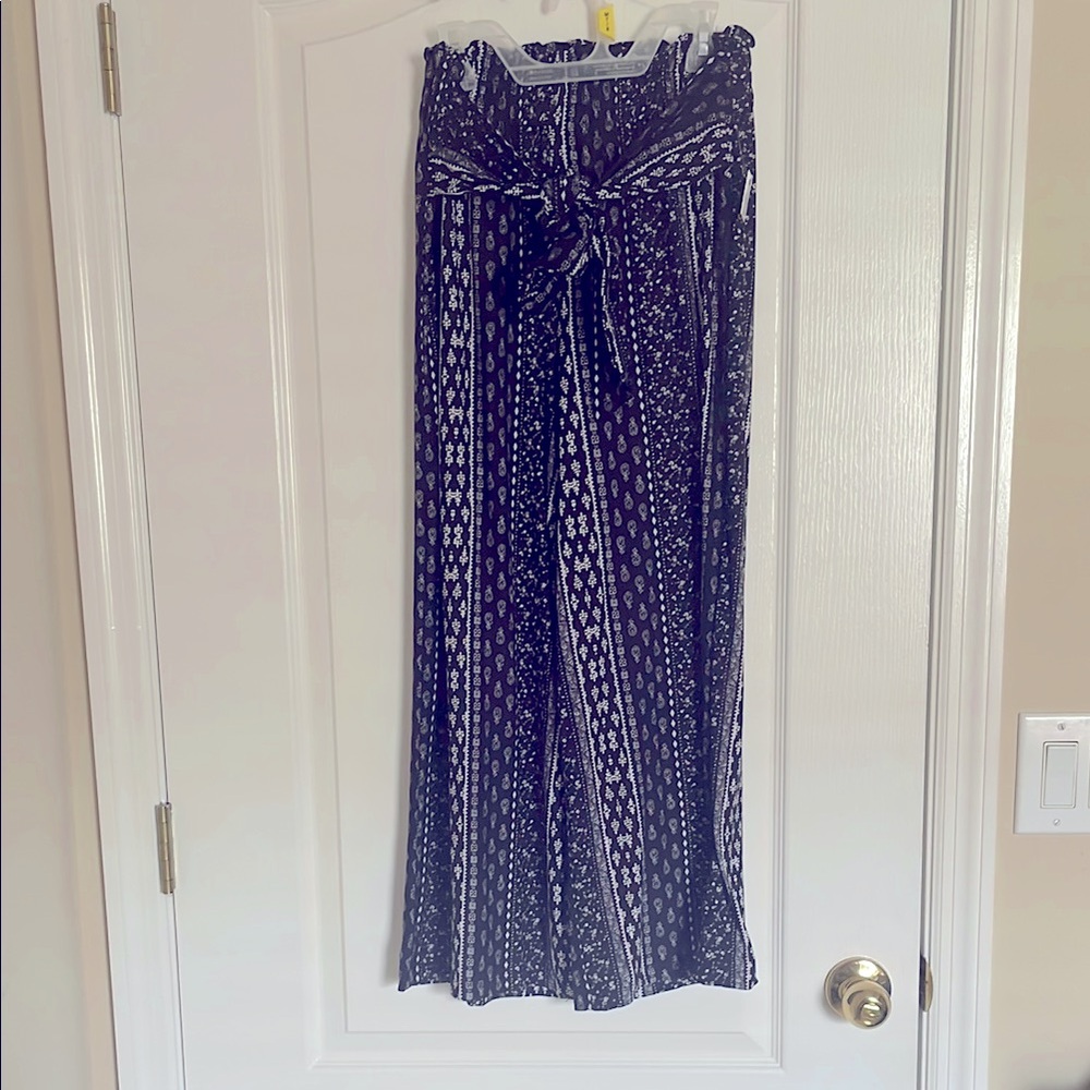 Ultra Flirt Black and White Cropped Wide Leg Lounge Pants